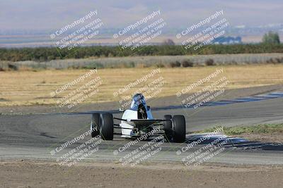 media/Oct-15-2023-CalClub SCCA (Sun) [[64237f672e]]/Group 5/Qualifying/